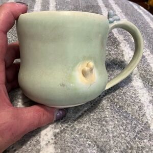 NWOT Vintage Yumiko Handmade Pottery Mug